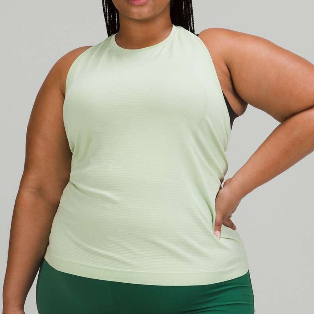 NWOT LULULEMON Swiftly Tech High Neck Racerback Tank Top Race Length 8, Green